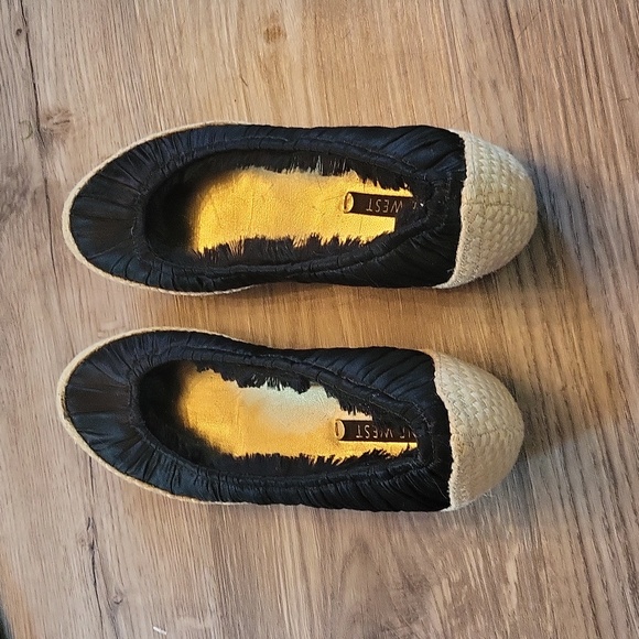 Nine West l slip ons l slight wedge l new l 7.5 l Black satin color l Ladies - Picture 7 of 8